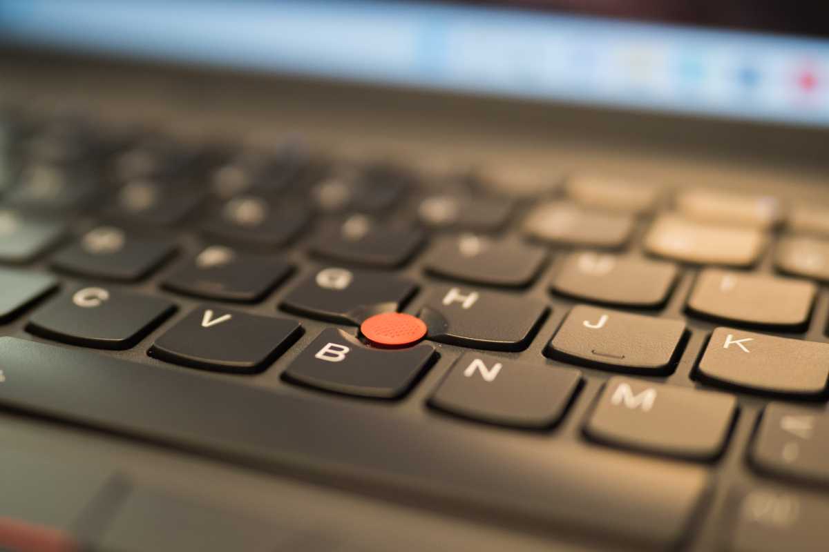 文章:《联想ThinkPad X13s Gen 1笔记本电脑回顾：骁龙开始营业》_配图2