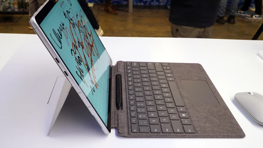 文章:《Surface Pro 9实践：微软在微妙的变化下融合了英特尔和ARM》_配图5