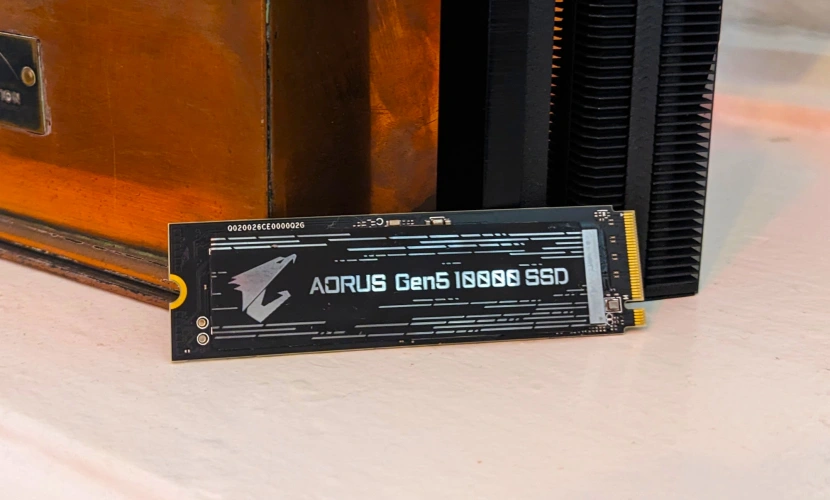 文章:《Giabyte Aorus Gen5 10000回顾：首款PCIE 5.0固态硬盘引起轰动》_配图3
