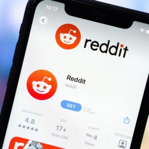 文章:《开发人员表示，访问Reddit的API每年将花费2000万美元》缩略图
